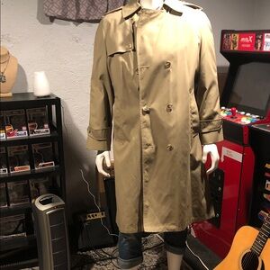 Classic Men's Beige Trench Coat